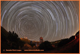 StartrailsDESERT_bajaresolucion_leyenda_noche2